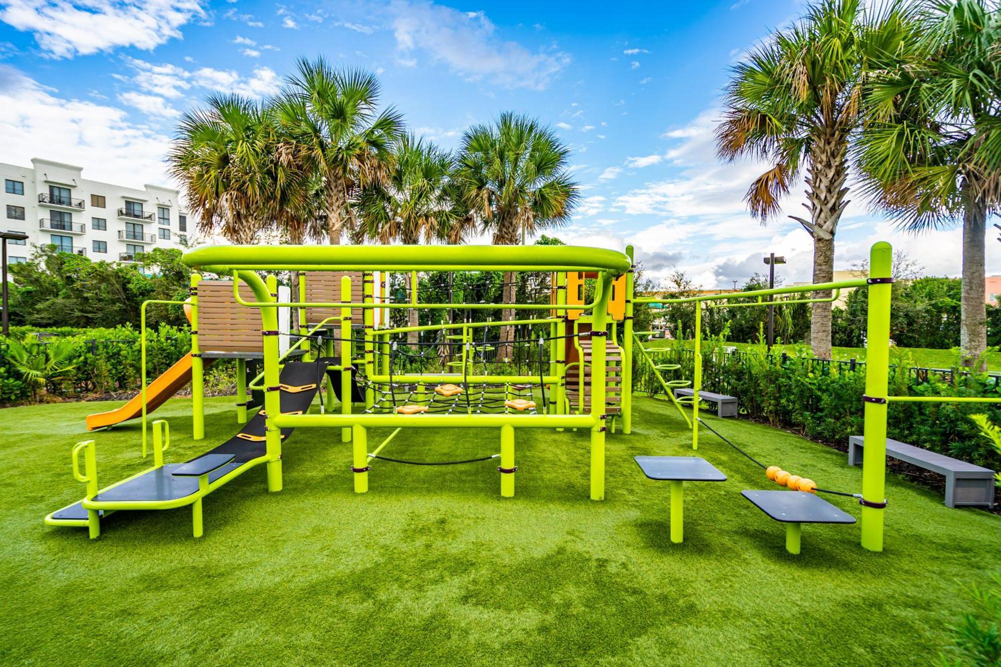 Amazing 2 Bedroom Unit In Doral Miami With Free Parking 하이얼리어 가든스 외부 사진