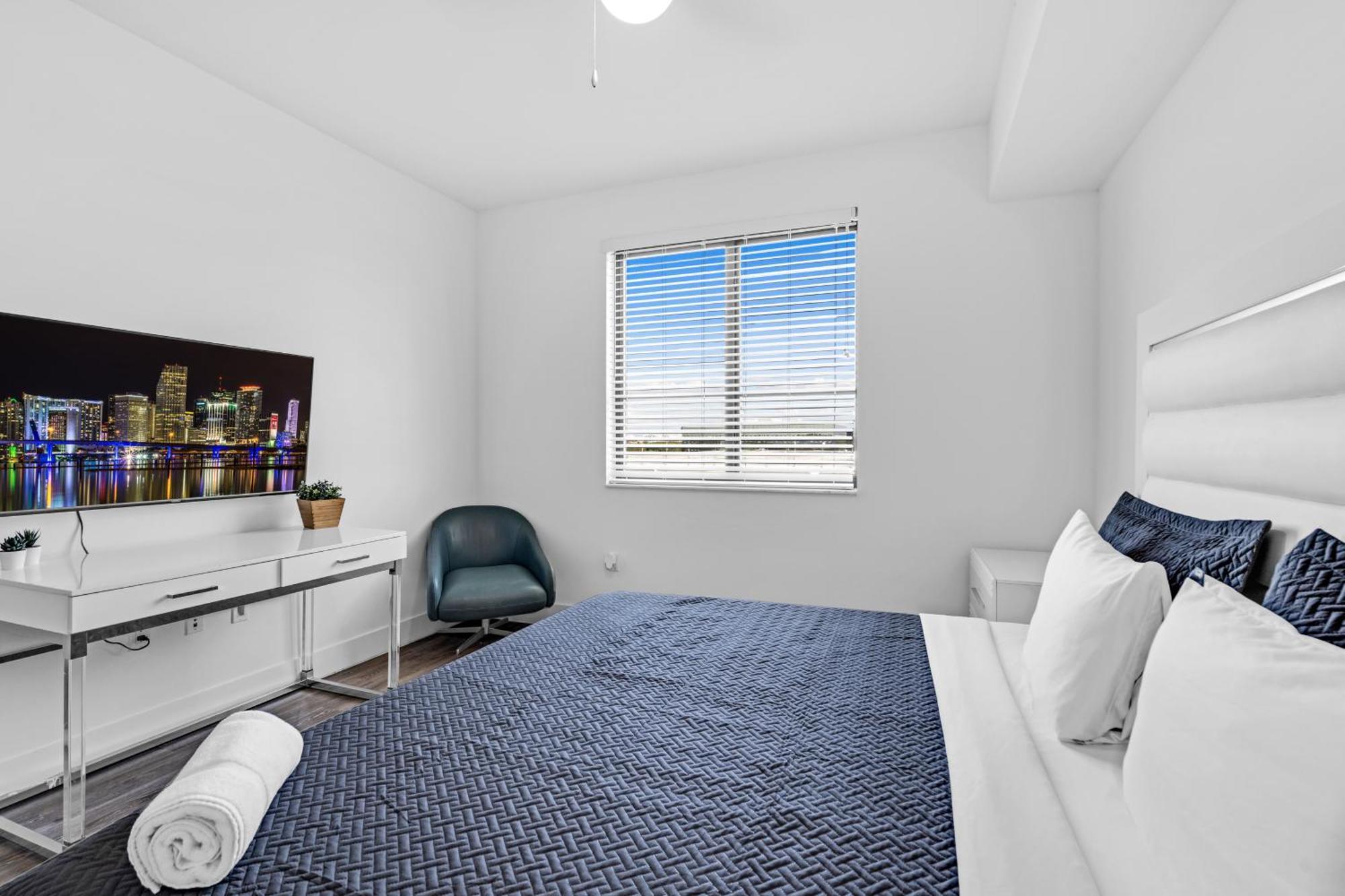 Amazing 2 Bedroom Unit In Doral Miami With Free Parking 하이얼리어 가든스 외부 사진