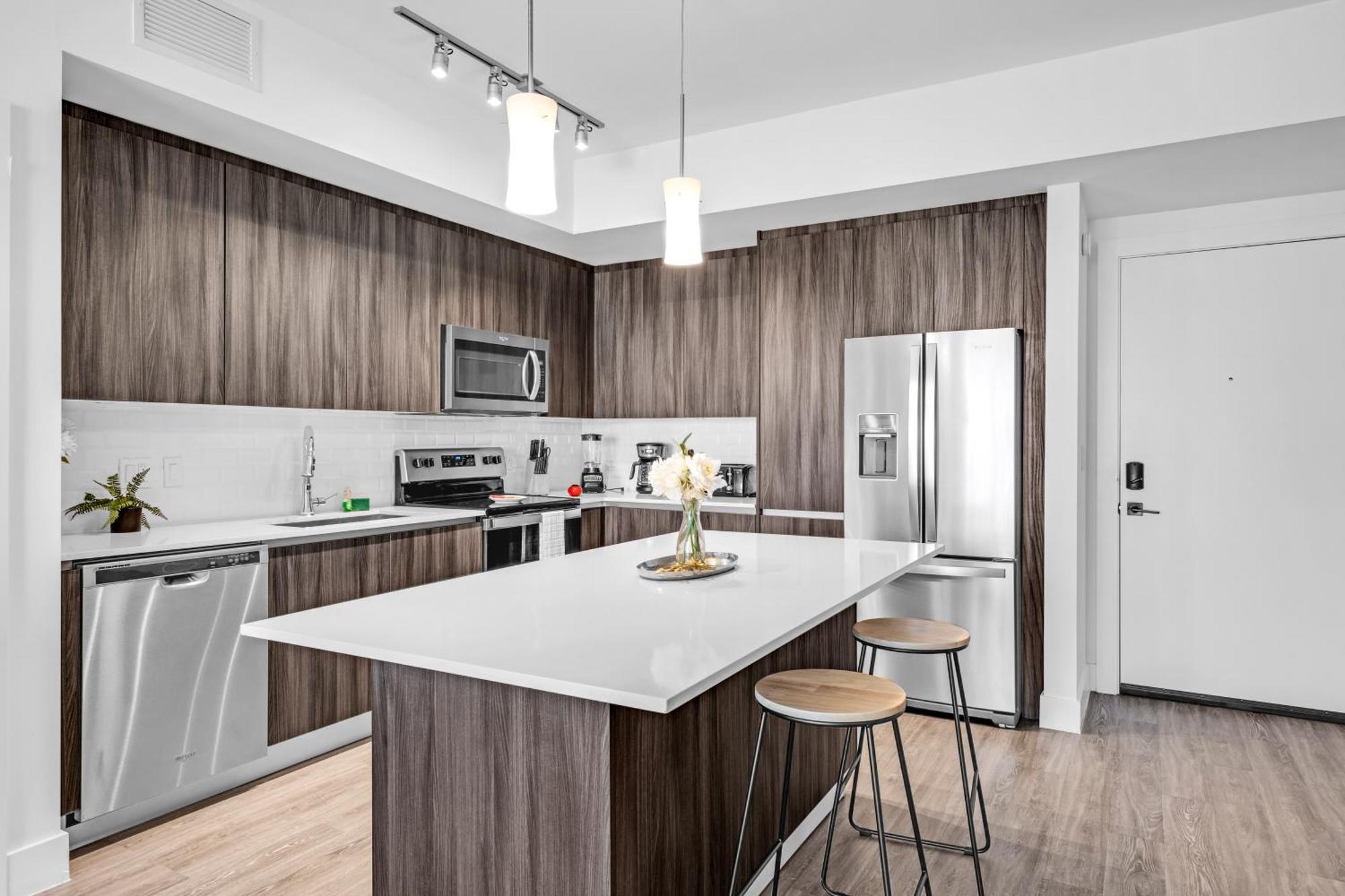 Amazing 2 Bedroom Unit In Doral Miami With Free Parking 하이얼리어 가든스 외부 사진